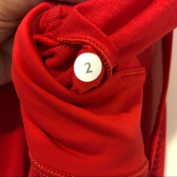 Lululemon Fast as Light 2 in 1 tank - Picture 5 of 5